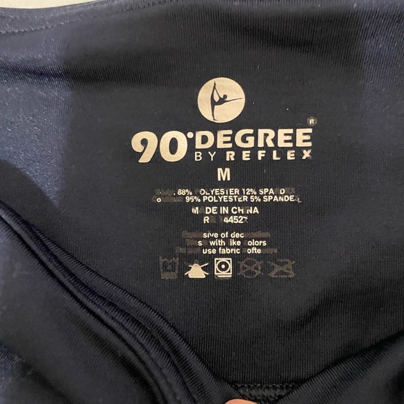 90 DEGREE LEGGINGS - Picture 2 of 3